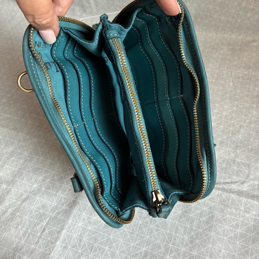 Lusher Deep Teal Leather Crossbody Phone Wallet - Picture 4 of 6